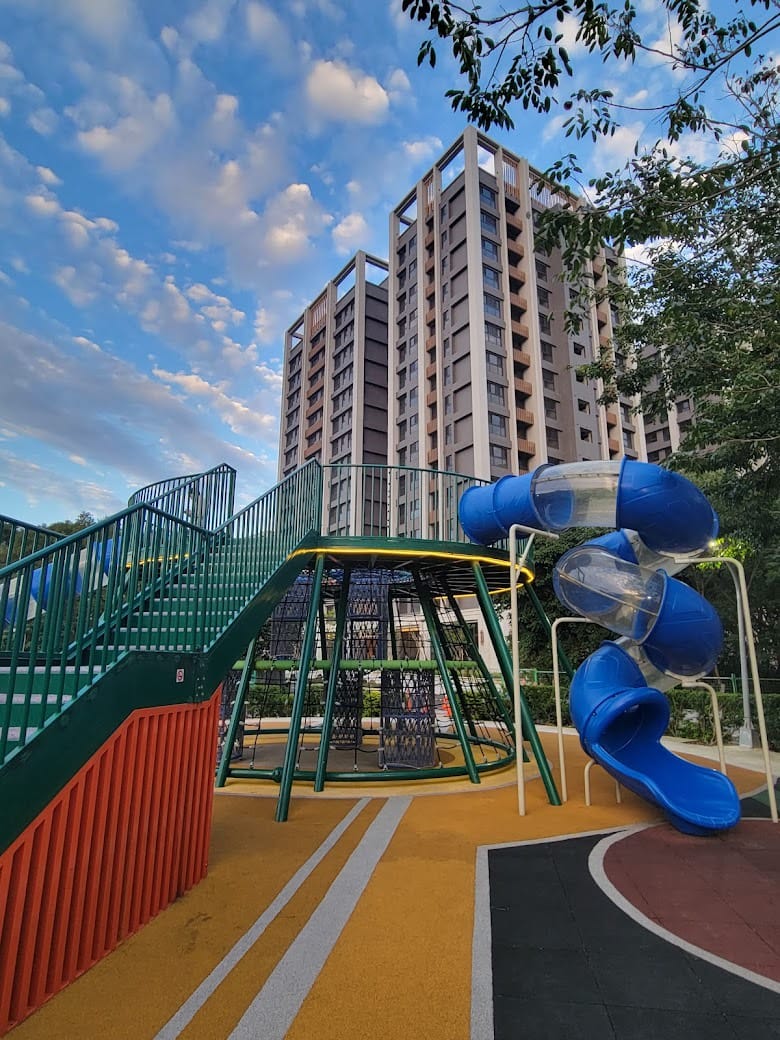 新屋公二公園