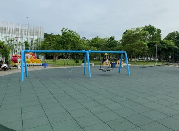 組合遊具+帶狀鞦韆+包覆式鞦韆