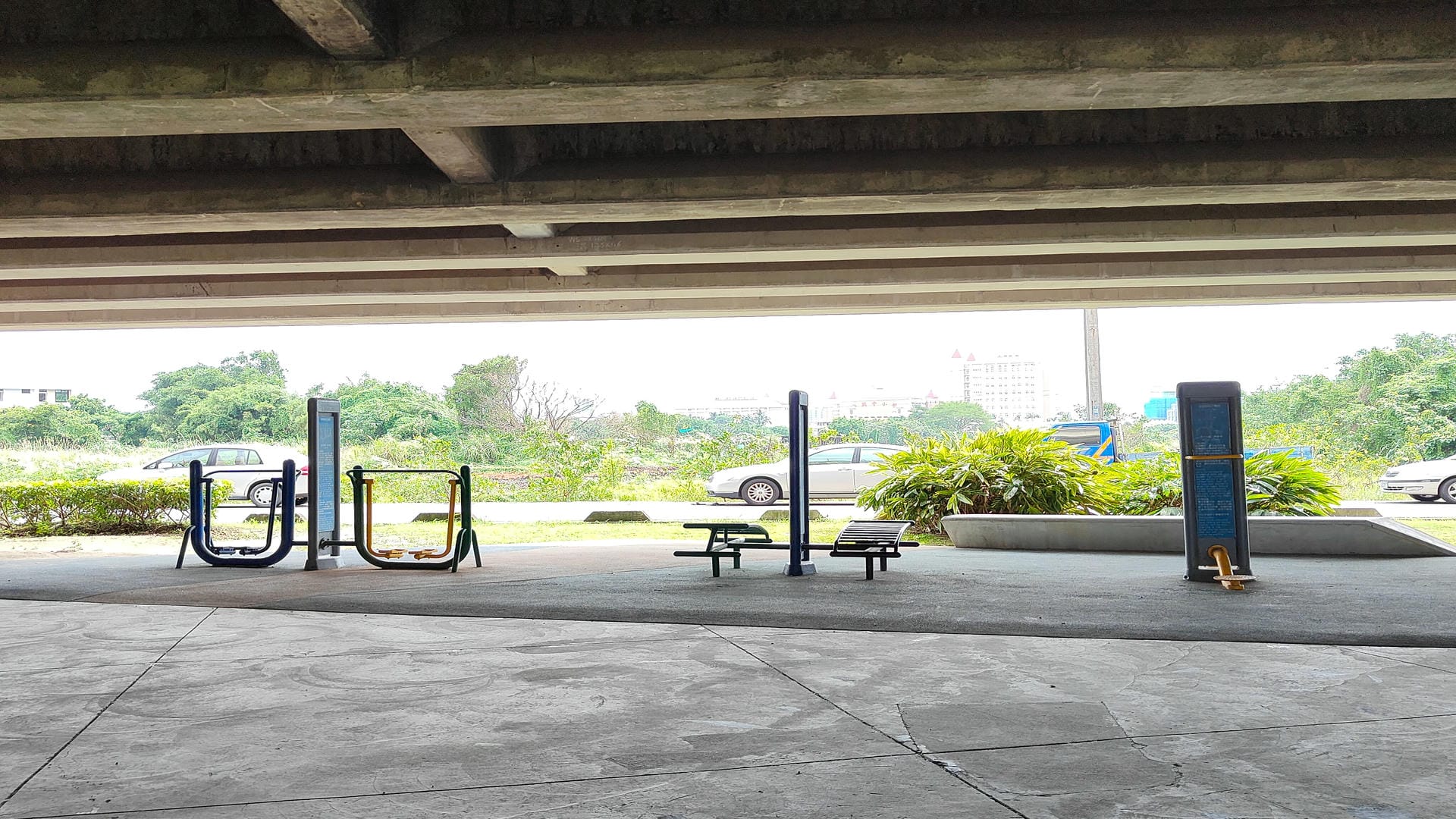 國道2號橋下(南桃園交流道~機場交流道)