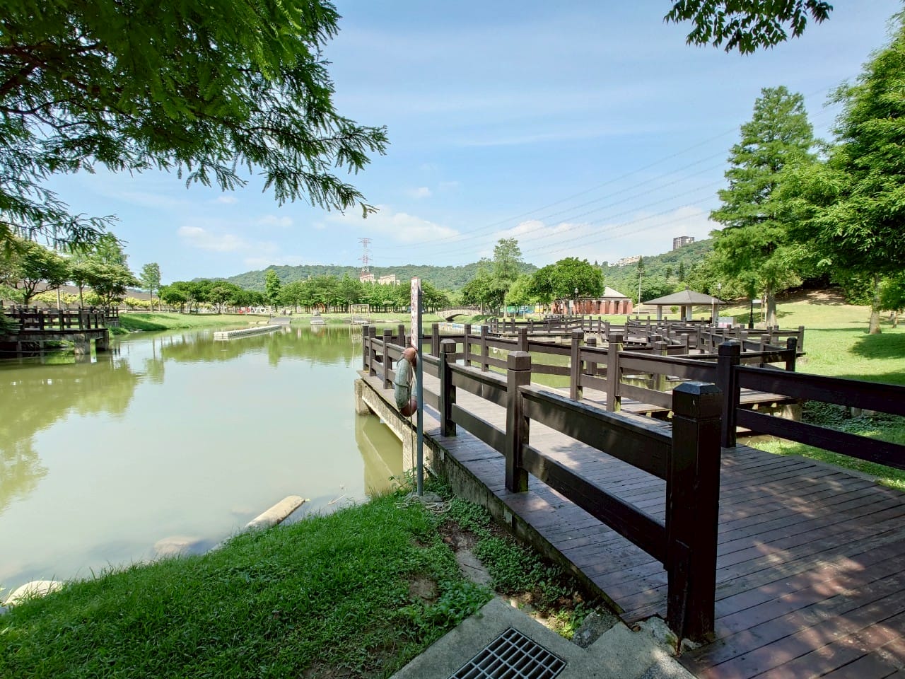 大溪河濱公園