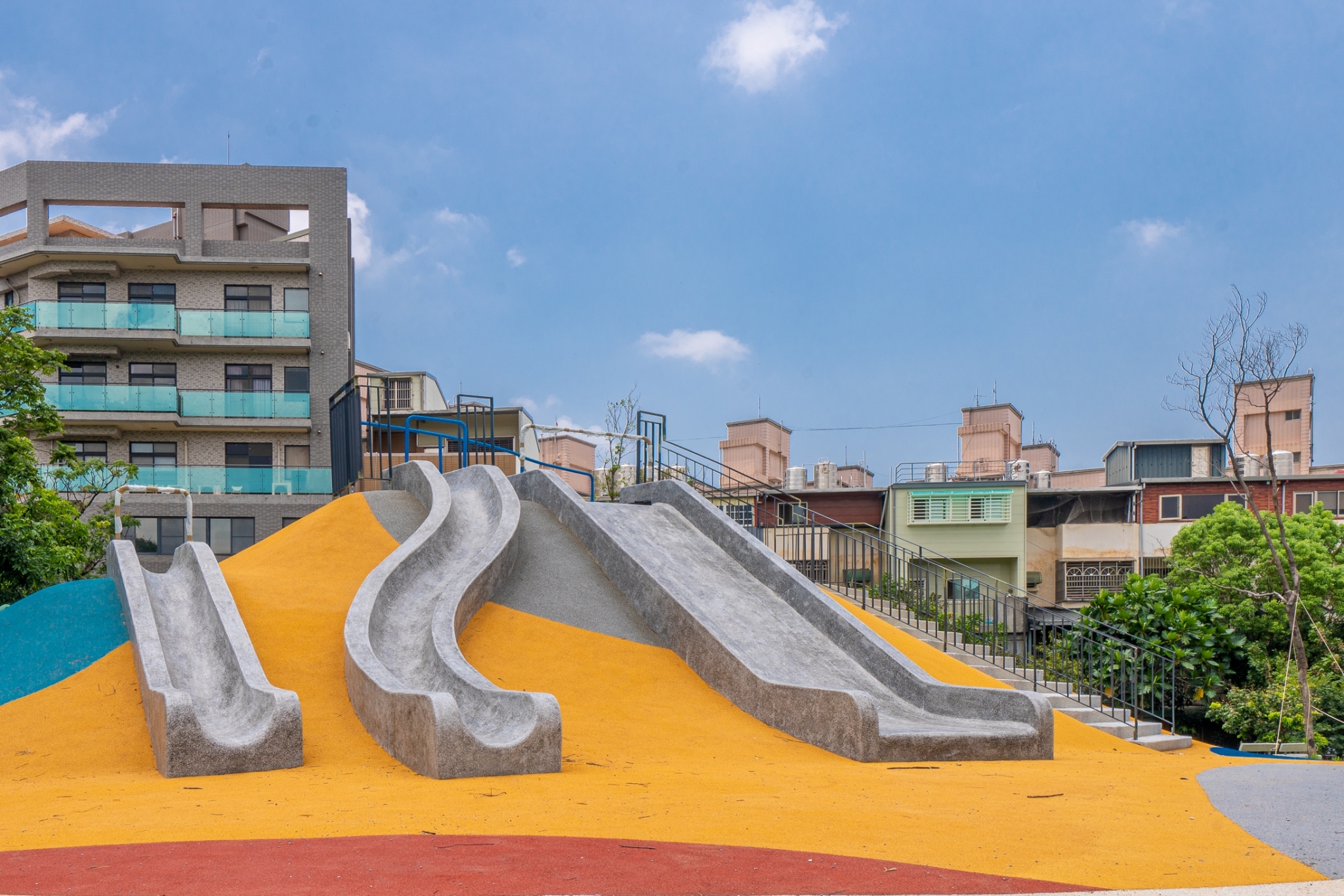 磨石子滑梯