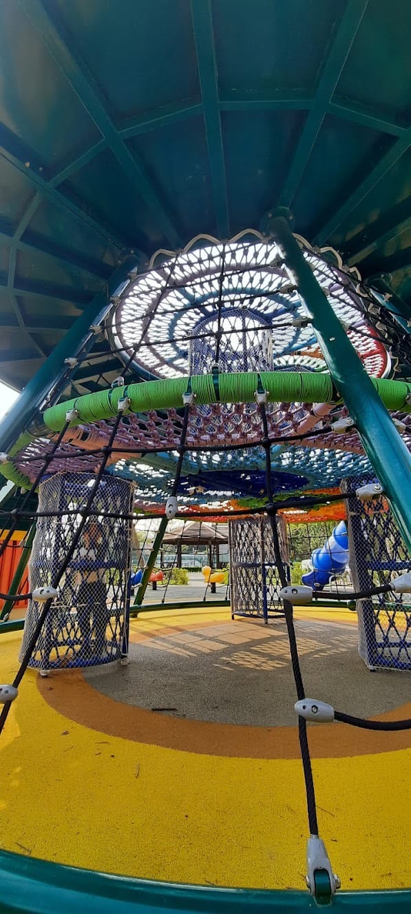 新屋公二公園
