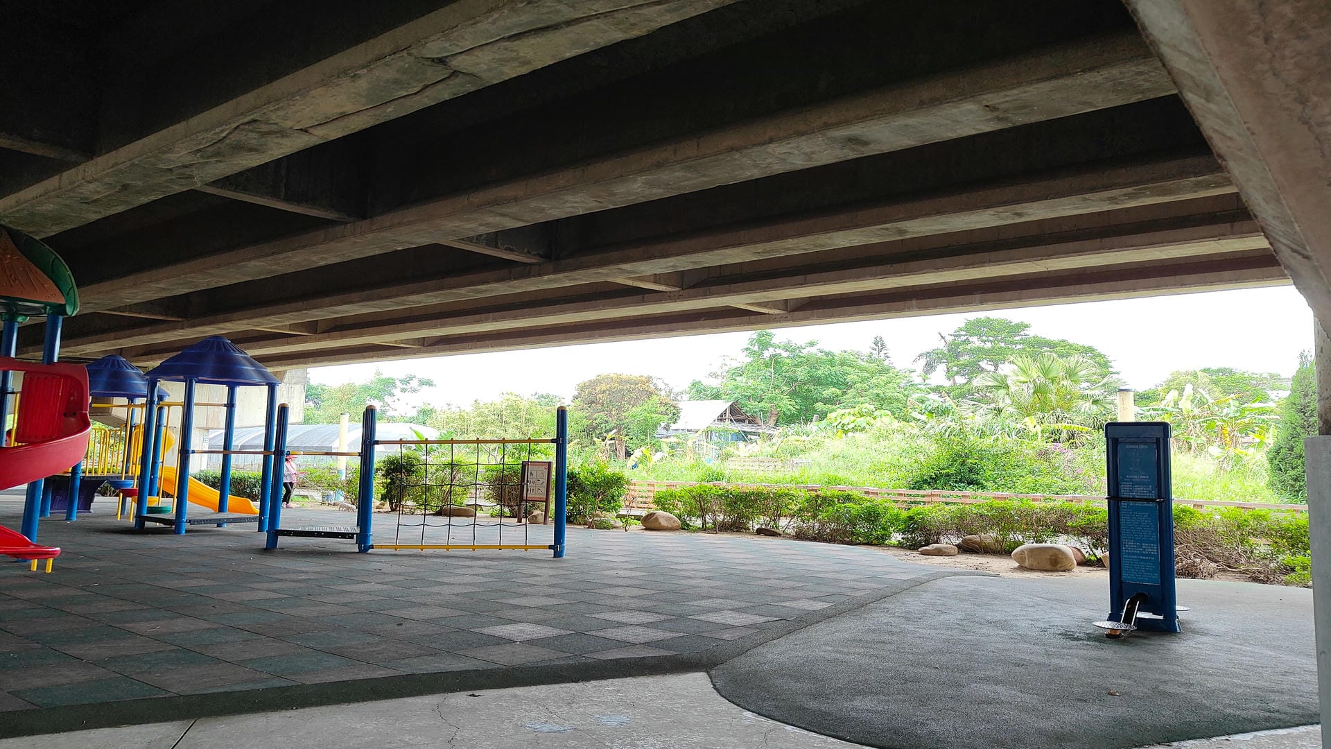 國道2號橋下(南桃園交流道~機場交流道)